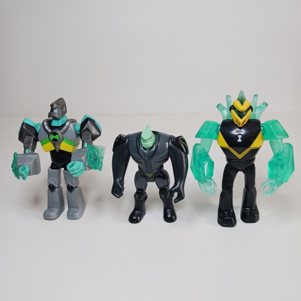 Onix フィギュア 381/420 Ben 10 Alien Diamondhead Action Figure (Lot of 3) Omni-Kix