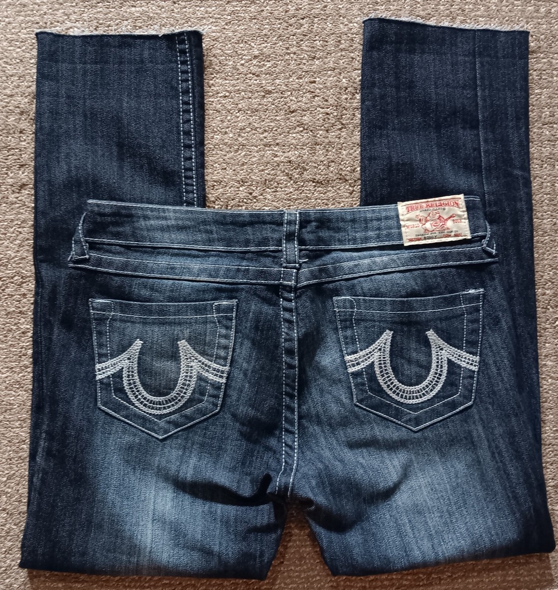 True Religion Bobby Jeans Sz 31 (Meas. 34x28.5) Style True Religion Bobby Jeans Sz 31 (Meas. 34x28.5) Style