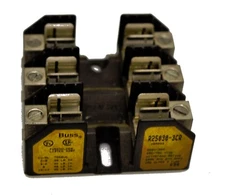 Bussman Buss R25030-3CR FUSE BLOCK FUSEHOLDER 250V-30A 3 POLE ~ New Old Stock