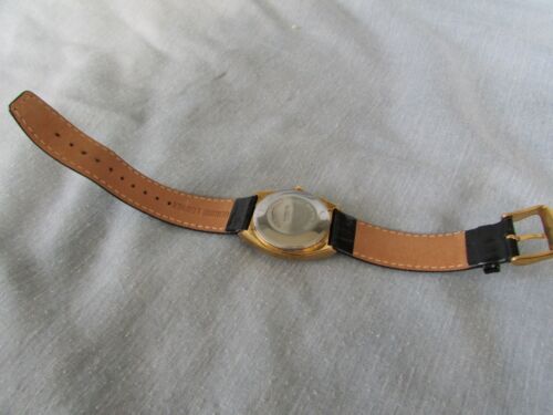 Vintage Timex Viscount Automatic Barrel Shaped Case Watch 34mm - Picture 8 of 11