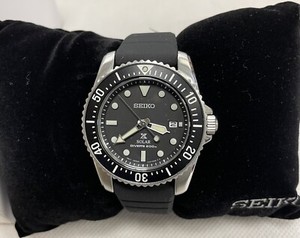 Seiko Men's Prospex Solar Black Silicon Band Divers Watch 38.5mm Size SNE573  | eBay