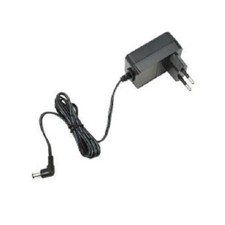 Adattatore CA Yaesu SAD-26C per FT-25 o FT-65 (versione euro)