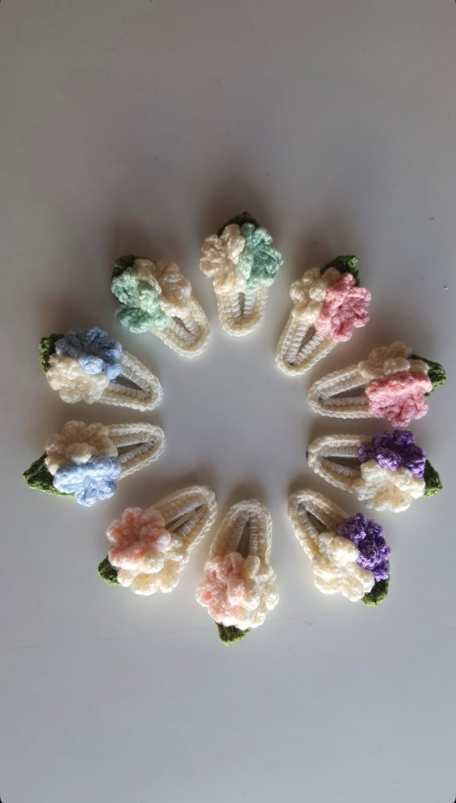 10Pcs Handmade Crochet Flower Hair Clips Knitted Floral Barrettes Gift for Girls