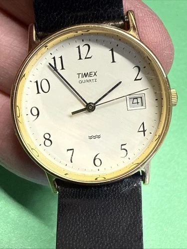 Vintage Timex Men's Watch - New Battery - Gold Tone