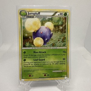 Vintage Y2K Jumpluff Holo Pokemon Card #6 Authentic 2010 HeartGold & SoulSilver