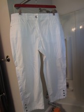 NWOT women's casual crop pants stretch waist Chico's Size 2 white color