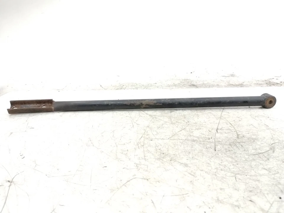 2000 00 Victory V92 SC Exhaust Muffler Pipe Mount Bracket - Image 2 of 4