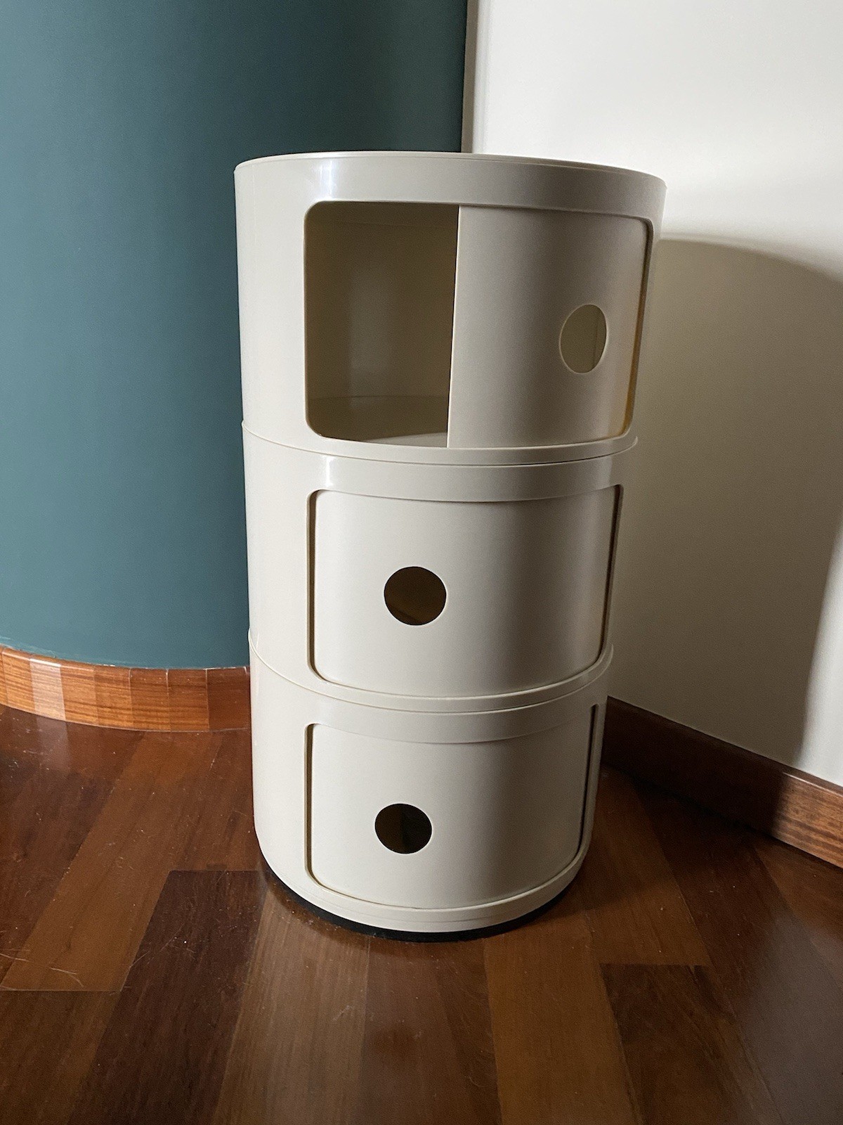 Three Element Cream Beige Component Bedside Table - Imitation Kartell