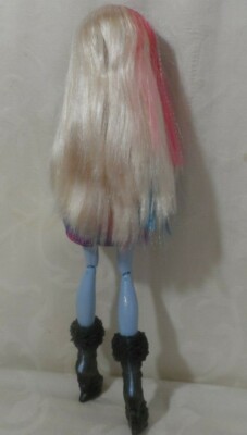 Monster High Doll Abbey Bominable Sparkle Blue Skin/Rainbow Hair