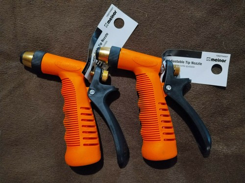 2 Pack Melnor Hi Visibility Hose Nozzle Adjustable Tip Comfortable Rubber Grip