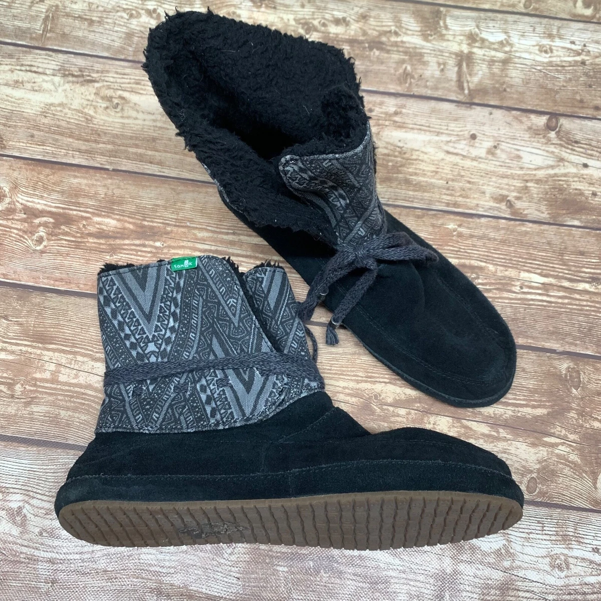 SANUK WOMENS SOULSHINE CHILL 8 Booties Boots Black Gray Aztec Print Suede  Shoes