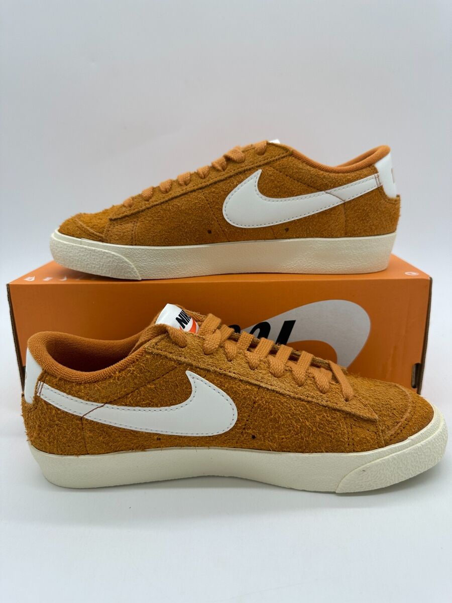 Nike Blazer Low '77 VNTG Women's Size 10 Orange Suede Shoes Nike Blazer Low '77 VNTG Women's Size 10 Orange Suede Shoes