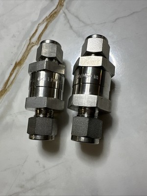 Lot Of 2 Swagelok Ss-CHS6 1/3