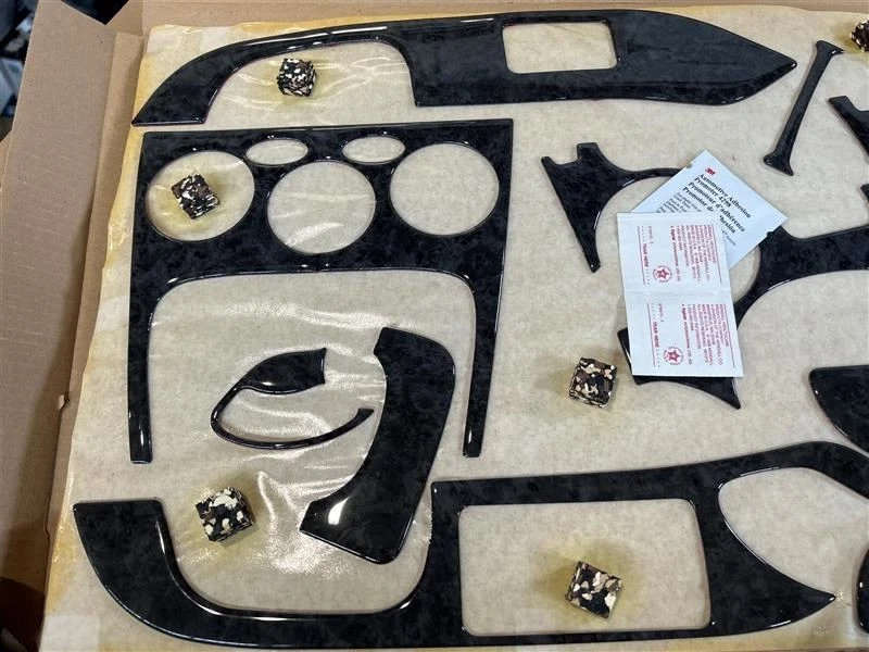 Kit de molduras de tablero Hyundai Santa Fe 2002 WD374C-SBL 336719 Foto 2 de 4