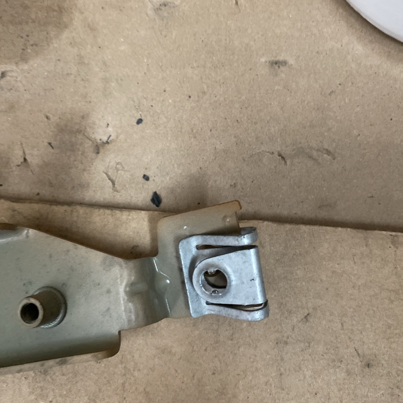 2014 2015 Audi R8 V8 Top Left Driver Side Head Light Bracket Mount Oem 2625