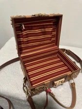 Harry Potter Trunk Travel Bag - Toiletry Bag Cosmetic Case - Wizarding World