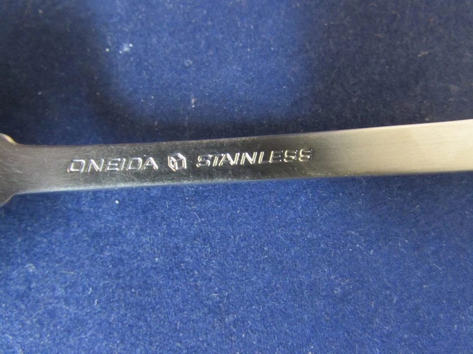 Oneida Stainless AMERICAN COLONIAL Flatware - Silverware * CUBE Your Choice - Image 2 of 2