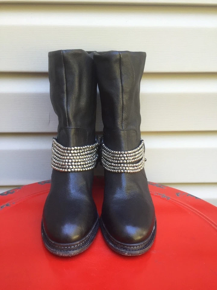 VERA WANG LAVENDER NATASHA LEATHER ANKLE JEWELED HEELED BOOTS BLACK 8 EUC! $421 - Image 2 of 4