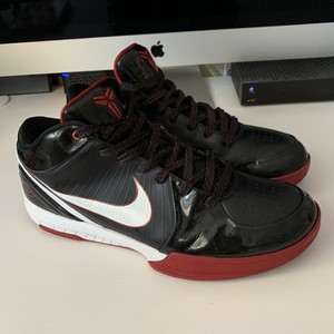 kobe 4 bred