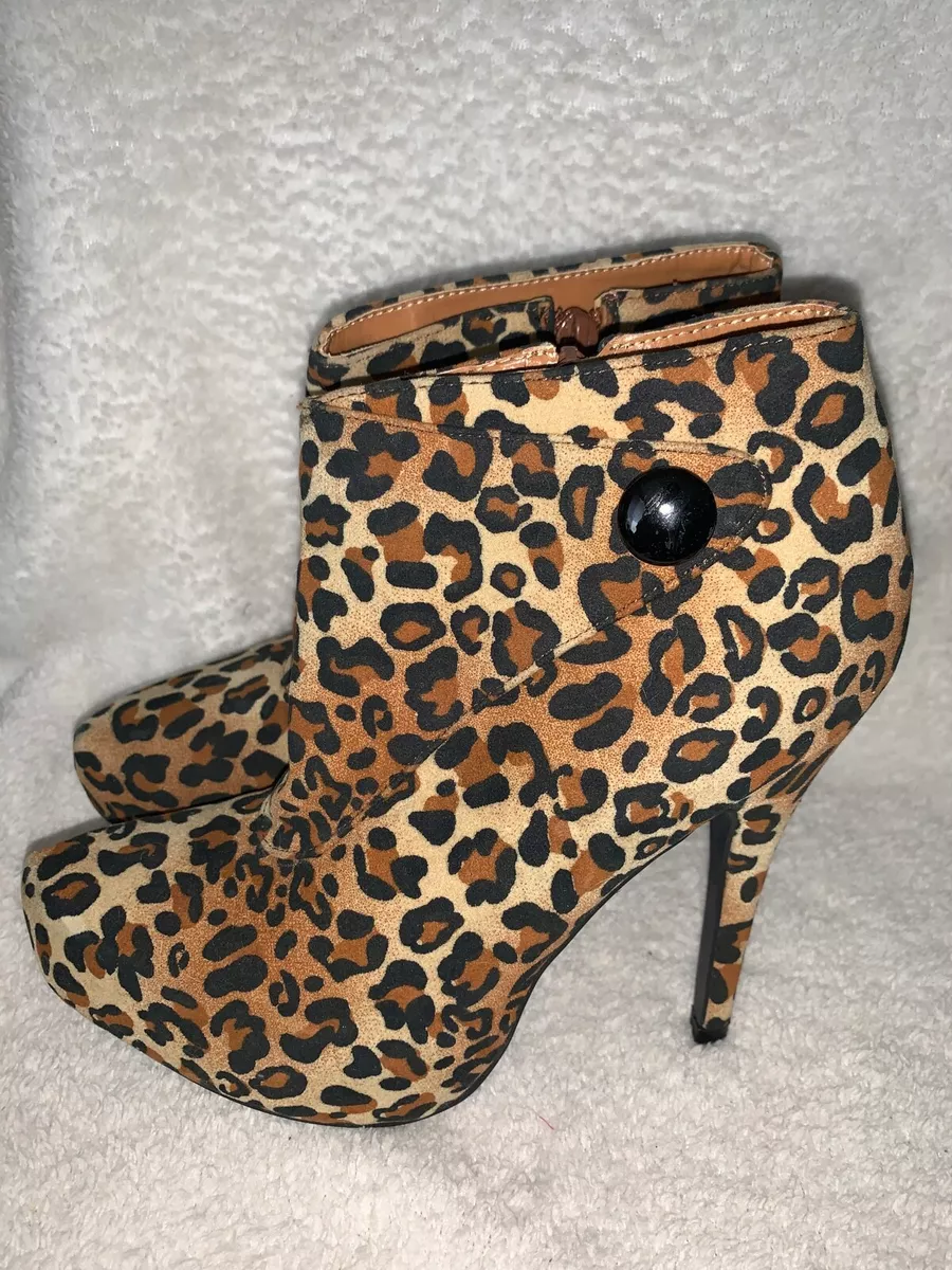 Ladies leopard top print boots