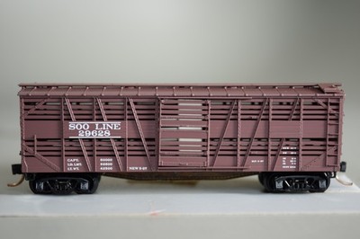 24025 Micro Trains 50' DISPATCH STOCK car SOO SOO LINE