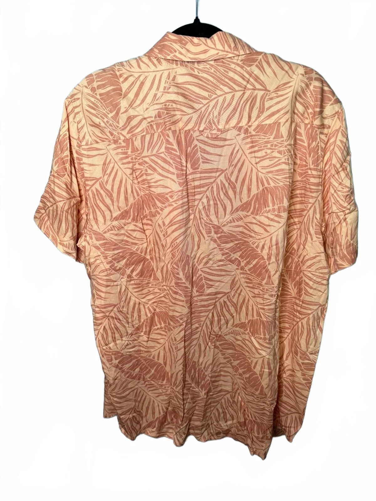 Hurley Men’s Large Hawaiian Shirt Coral Tropical Short Sleeve Button Up - product detail image 3