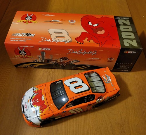 2002 Action 1:24 Dale Earnhardt Jr #8 Looney Tunes Rematch Gossamer Chevy - Picture 2 of 12