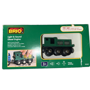 Brio Light & Sound Diesel Engine Green 33241 Wooden Railway Train