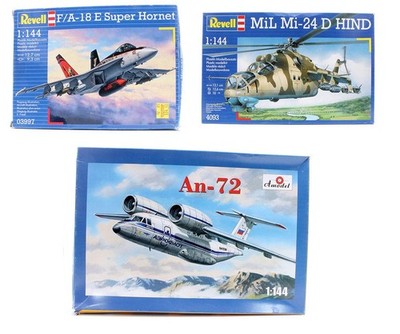 REVELL/AMODEL '1:144 SCALE LOT OF 3 SUPER HORNET/HIND/ANTONOV MODEL PLANE KITS