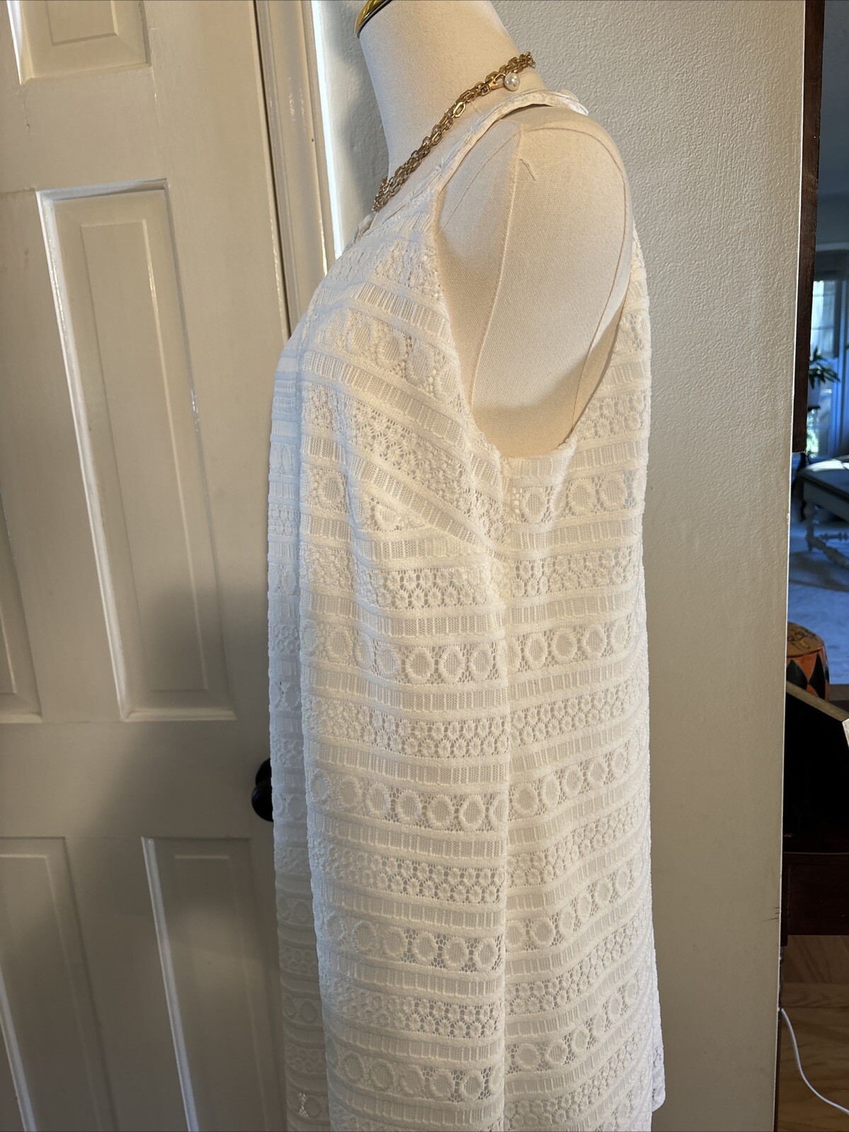 Pappagallo White Eyelet Polyester Lined Shift  Dr… - image 3