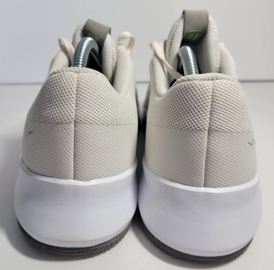 Nike MC Trainer 2 Low Running Shoes Men display picture 2