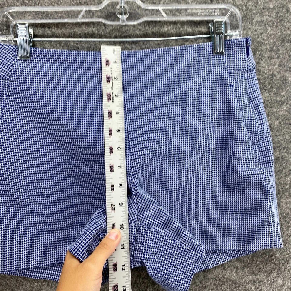Banana Republic Shorts Women 4 Blue Check Chino Mid Rise Viscose - Image 4 of 4
