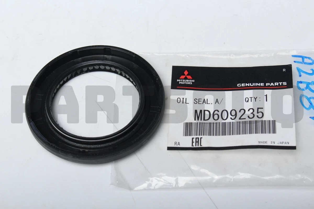 MD609235 Genuine Mitsubishi OIL SEAL,A/T EXTENSION HSG | eBay 