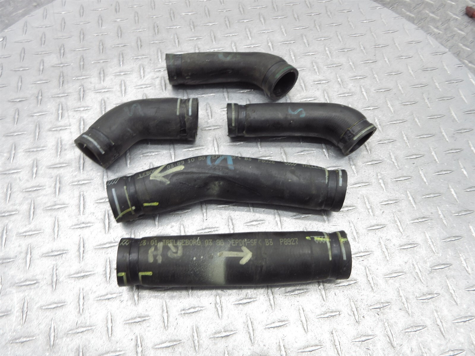 2008 Ferrari F430 Spider Radiator Cross Over Coolant Hose Line Pipe Tube Joint