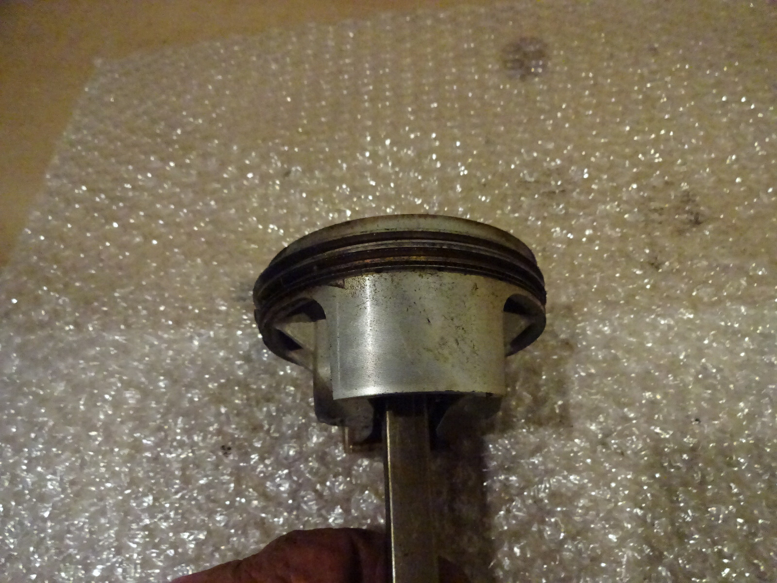 Maserati 4200, Quattroporte-LH Engine Piston & Con Rod Cyl# 6 -P/N 198412-192402