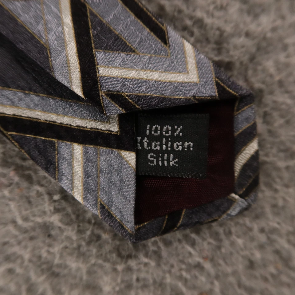 Corbata Henry Grethel gris geométrica 100 % seda 3,75" Foto 4 de 4