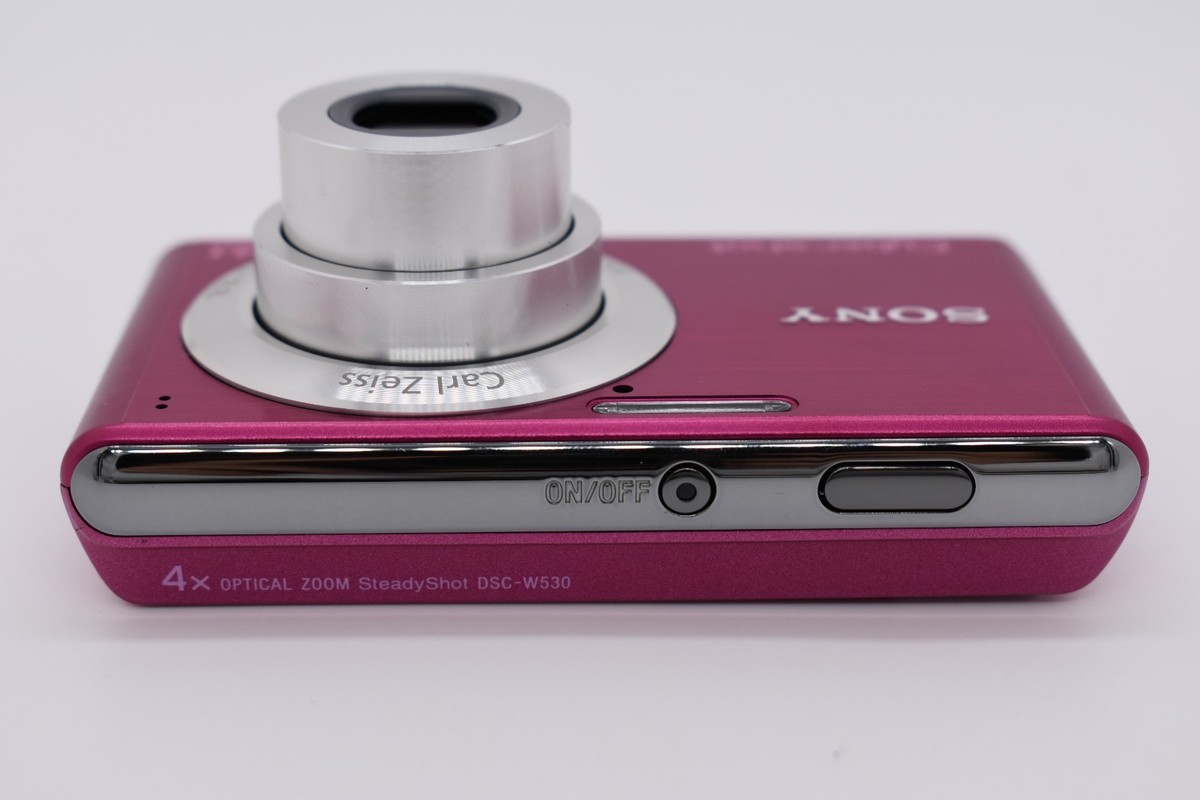 【処分セール】SONY Cyber-shot DSC-W530 Sony Cyber-shot DSC-W530 14.1MP 4 x Optical Zoom Digital