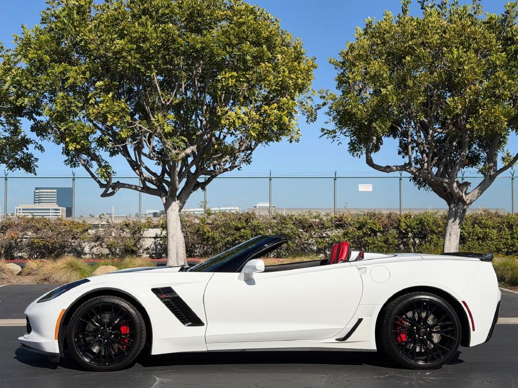 2016 WHITE Chevrolet Corvette   | C7 Corvette Photo 5