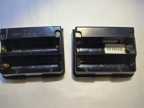 Pair (2) of AA Battery Cases For Yaesu HT Radio VX-5R VX-6R VX-7R VX-6E / FBA 23