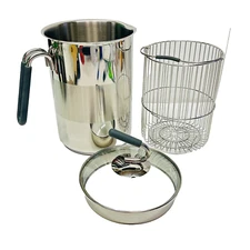 Kuhn Rikon 11 Cup Tall Narrow Pot With Straining Pour Spout & Basket NEW.