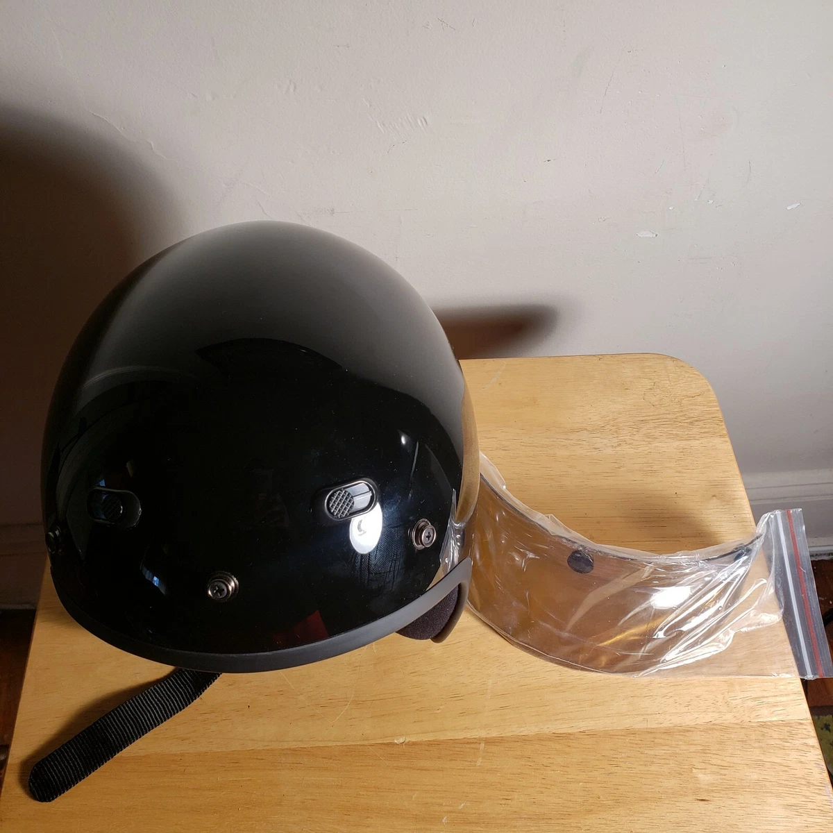 Open face store snowmobile helmet