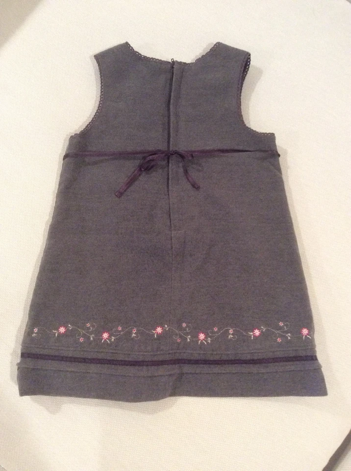 Vestido de fieltro Cherokee para niñas pequeñas vestido sin mangas de vacaciones con forro talla 3T  Foto 2 de 4