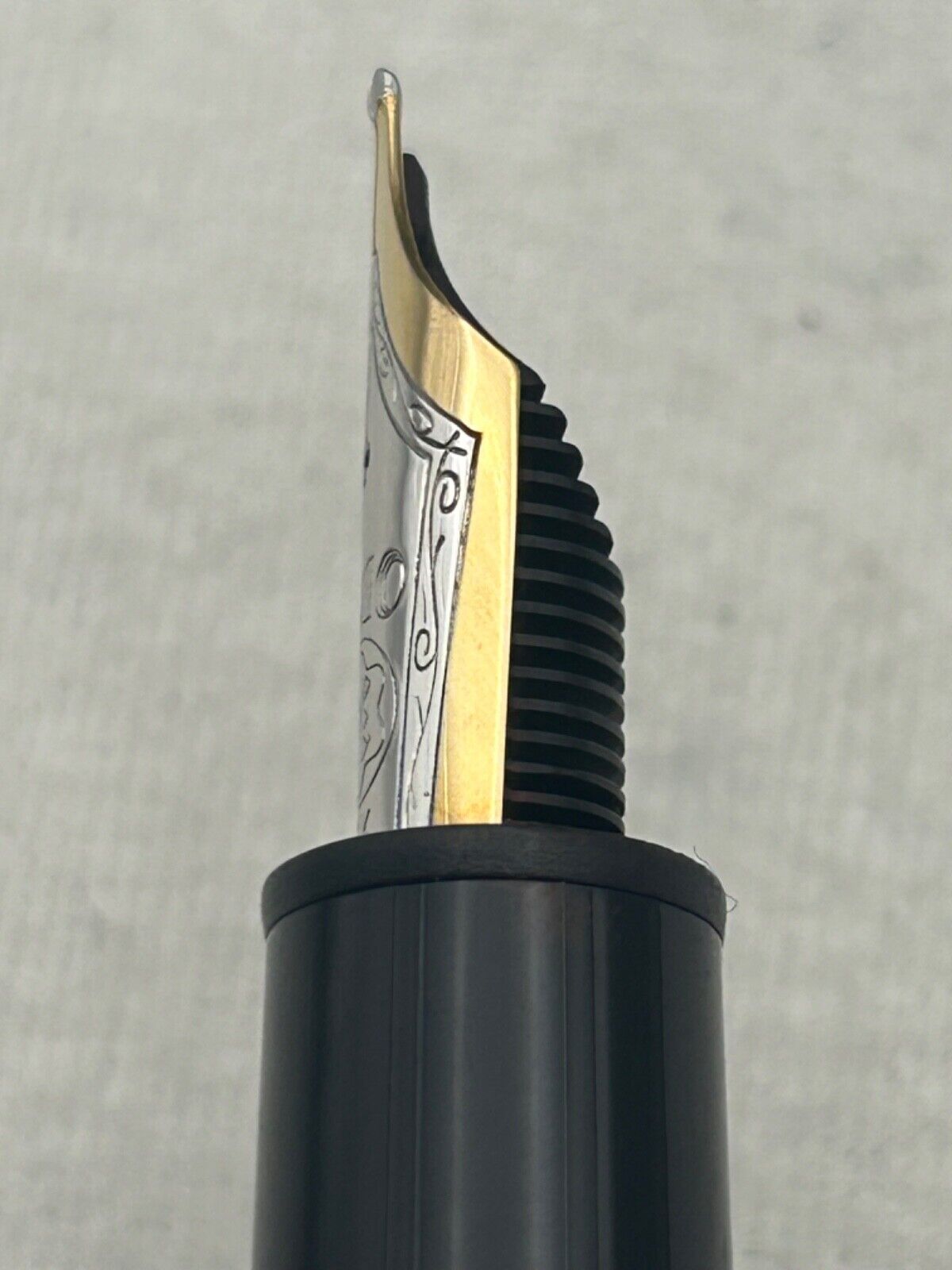 Picture 4 of 24