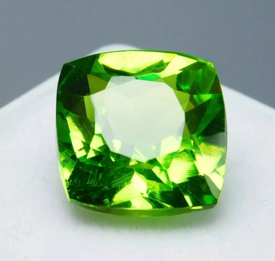 Amazing Peridot Cushion Cut 10-12Ct Loose Natural Green Certified Gemstones - Image 2 of 4