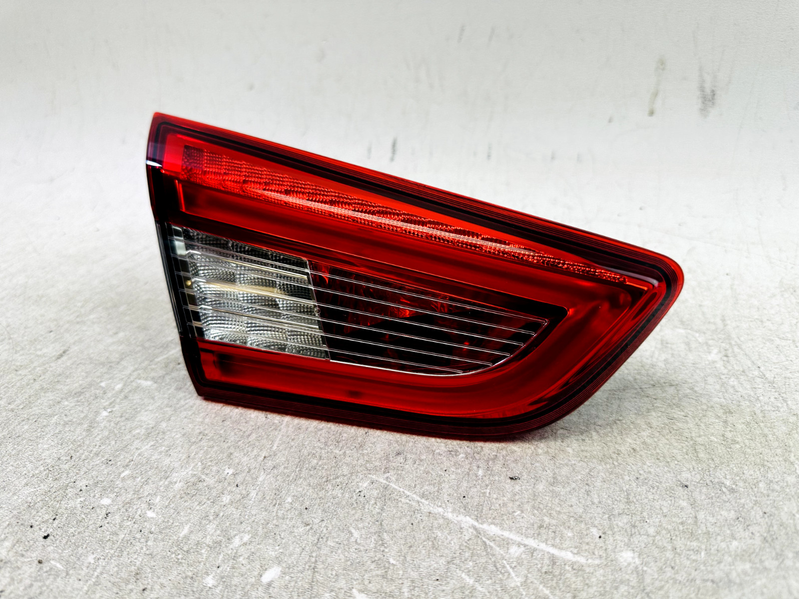 2014- 2016 2017 2018 2019 Maserati Ghibli Tail Light Left Driver OEM LED inner