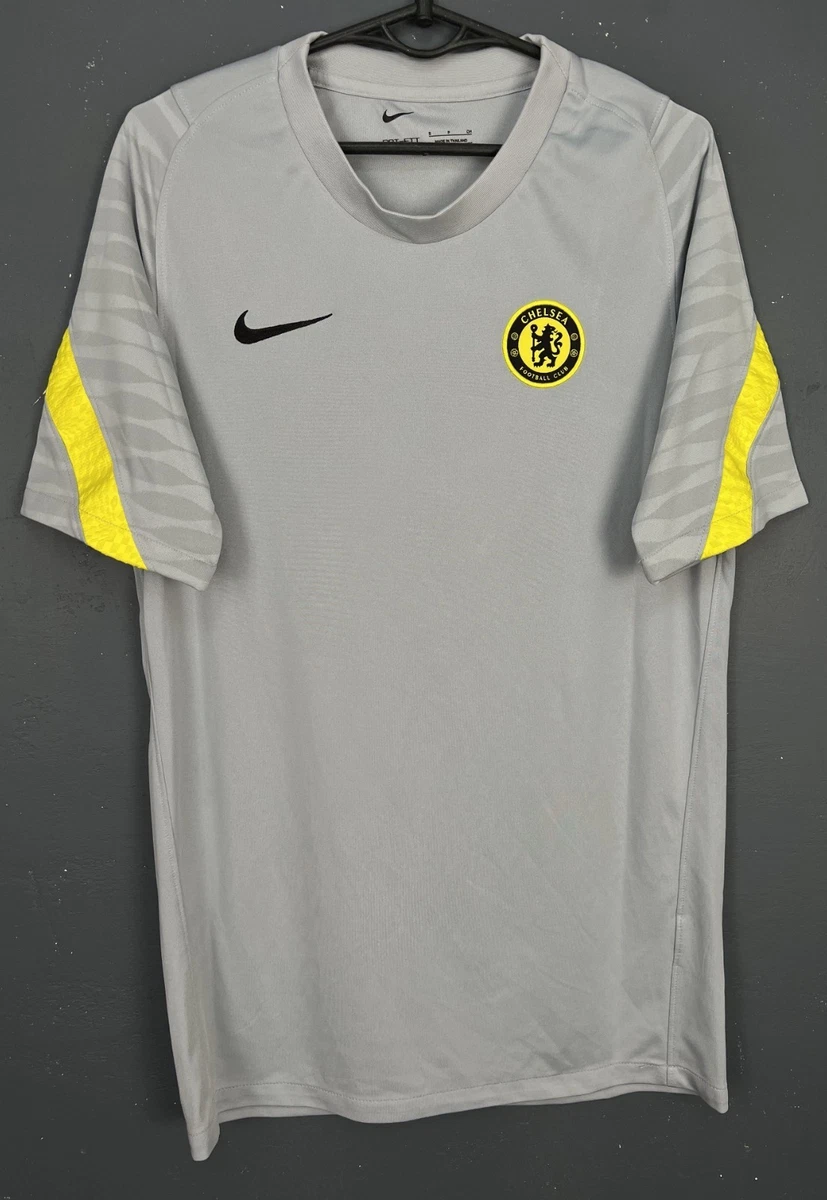 Preços baixos em Chelsea Cinza International Club Camisas de
