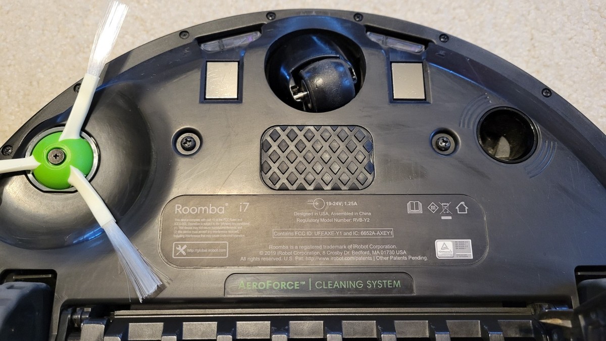 CLEAN iRobot Roomba i7 Robot Vacuum / WiFi / New Rollers, Brush