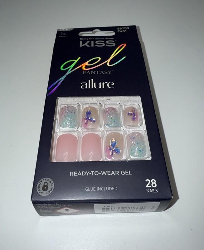 KISS Gel Fantasy Short Press-on Gel Nails Allure FA01