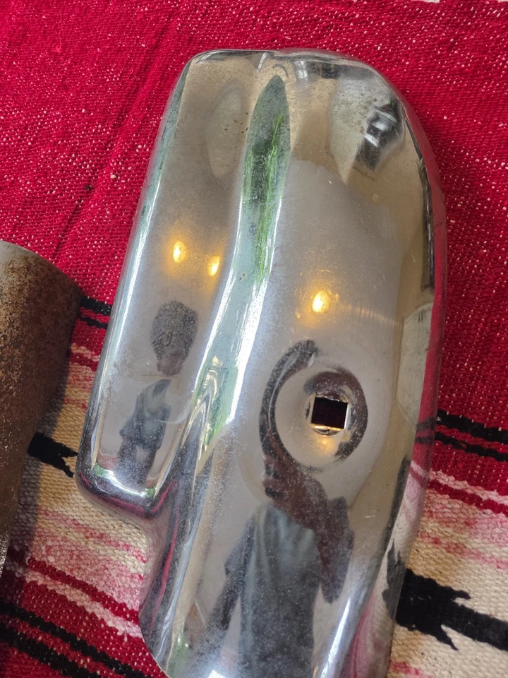 1946-1948 CHEVROLET FLEETLINE FLEETMASTER STYLEMARTER REAR BUMPER WRAPS AROUND Foto 3 de 4