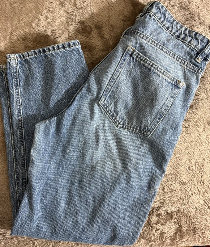H&M High Rise Ankle Jeans Cropped Medium Wash Blue Women’s Size 6